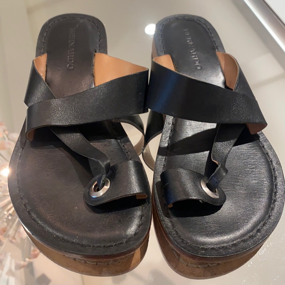 Bernardo sandals